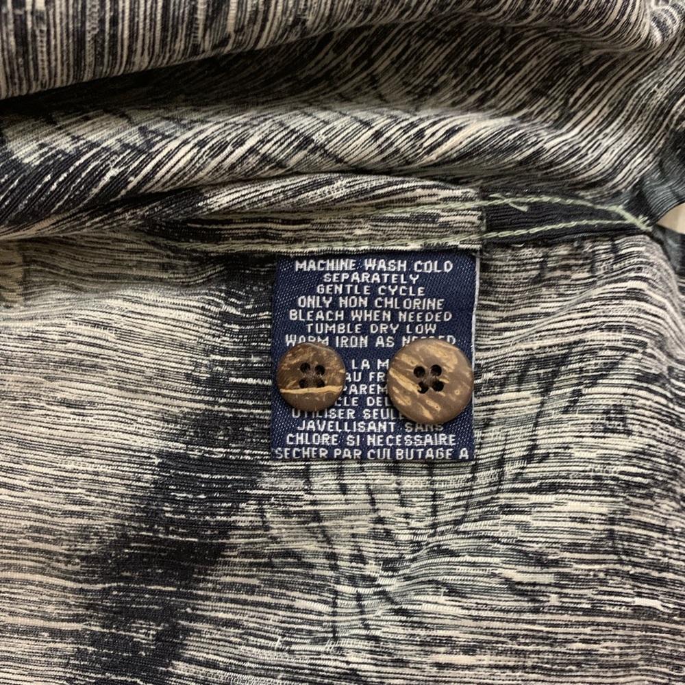 Havana Jack Cafe 100% Silk Hawaiian Button Shirt - Picture 8 of 8